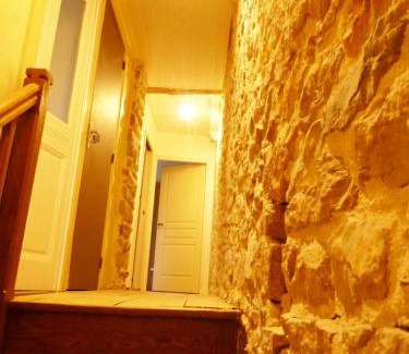 Voiteur House | Chez Henriette
