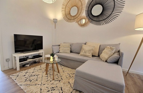 Saint-Laurent Apartment | Chez Jean 1 - 1 bedroom