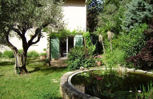 Remoulins House | Chez Jean-Pierre & Annick
