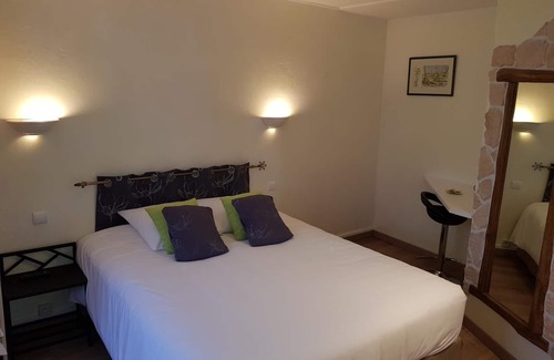 Fixin Hotel | Chez Jeannette