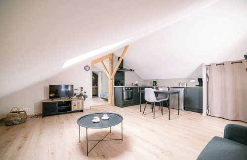 Onet-le-Chateau Apartment | Chez Jo' (parking + garden) : quiet and cosy, near Rodez, WisdhomeConciergerie
