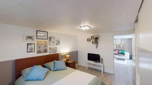 Osny Apartment | Chez Joceline - Bruno