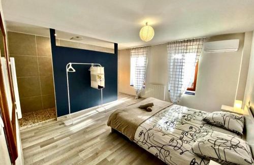 La Celle-sous-Gouzon Apartment | Chez Joyce - T2 Cosy & Moderne - Climatisé - Proche de la Cité médiévale