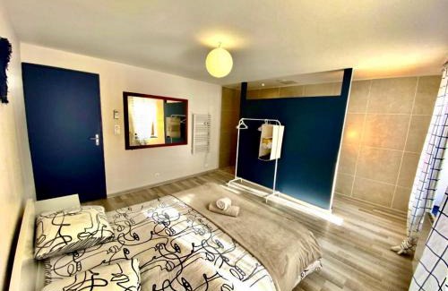 La Celle-sous-Gouzon Apartment | Chez Joyce - T2 Cosy & Moderne - Climatisé - Proche de la Cité médiévale