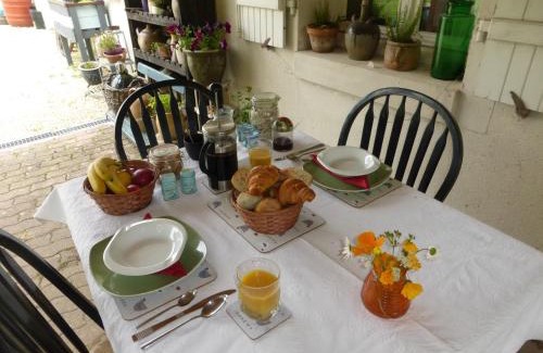 Charroux Bed & Breakfast | Chez Kate