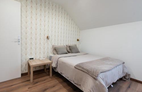 Nogent-sur-Oise House | Chez Lana - 8 prs - Parking - Jardin