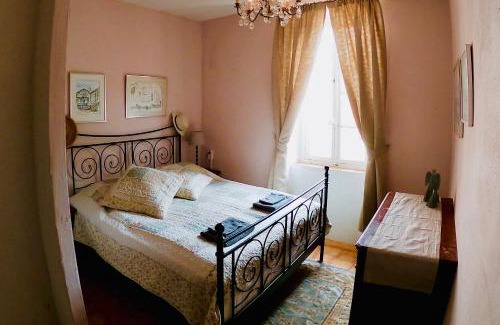 Saint-Nazaire-de-Ladarez House | Chez les Amis