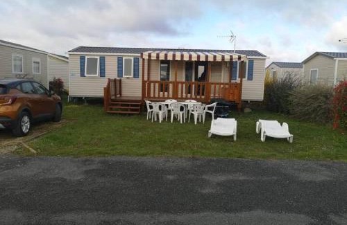 Coulanges Other | CHEZ LOLO MH 3CH 2SDB CLIM 8p VUE CHAMPS EMPLACEMENT CALME