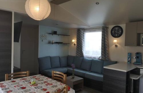 Coulanges Other | CHEZ LOLO MH 3CH 2SDB CLIM 8p VUE CHAMPS EMPLACEMENT CALME