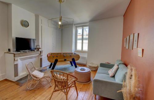 Amberieu-en-Bugey Apartment | chez lulu-La salle de jeux-3 chambres-5pers-cnpe bugey