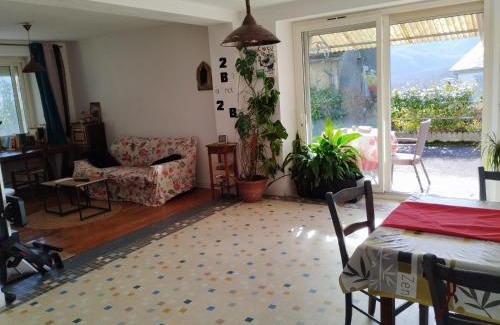 Bescat Apartment | Chez Mamo