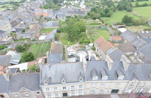 Saint-Pierre-Eglise Apartment | chez marîo