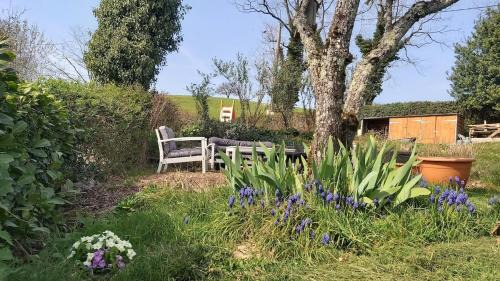 Montigny-en-Morvan Apartment | Chez Marjon a Morvan