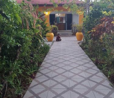 La Passe Apartment | Chez Mera Self Catering
