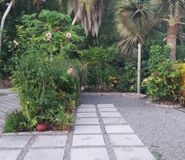 La Passe Apartment | Chez Mera Self Catering