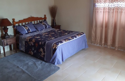 Mahebourg Condo | Chez Mimi ideal for people in transit, not far from the airport ..........