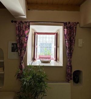 Ayvalik City Center House | Chez Nebahat Boutique