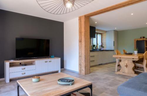 Dommartin-les-Remiremont Apartment | Chez Neous