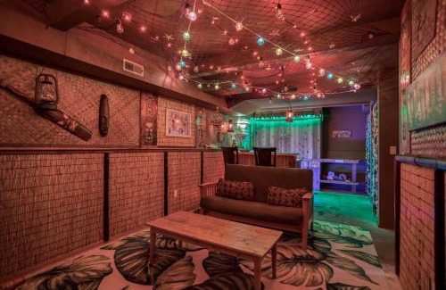 Cloverdale House | Chez Nous Chalet - Meredith Lodging
