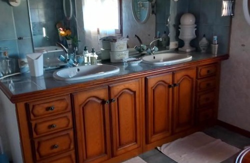 Montdragon Bed & Breakfast | Chez Pepette et Serge