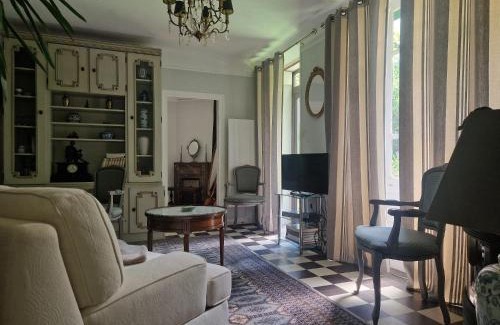 Le Grand-Bourg House | Chez Poton