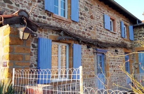 Saint-Germain-Nuelles House | Chez Steph