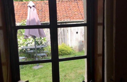 Huby-Saint-Leu House | Chez Tante Jeanne