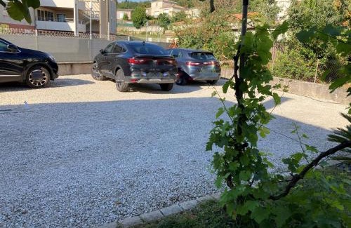 La Voulte-sur-Rhone House | Chez Val et Phil