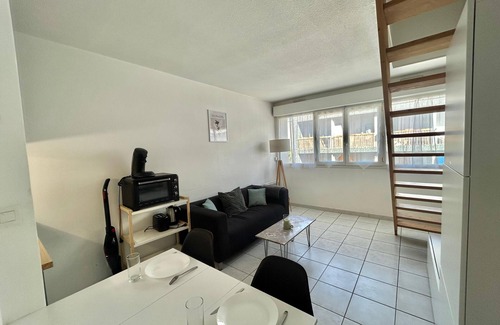 5th Arrondissement Apartment | Chez Vitta - Duplex Timone/Conception hospitals
