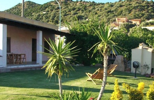 Chia House | Chia delightful independent villa on the sea with a wonderful and large garden