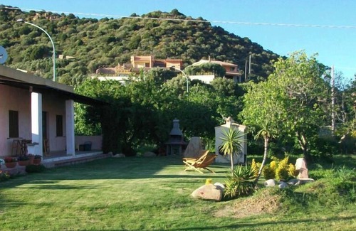 Chia House | Chia delightful independent villa on the sea with a wonderful and large garden