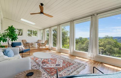 Cloverdale House | Chianti by AvantStay Stunning Secluded Ranch w Pickleball Court Barn