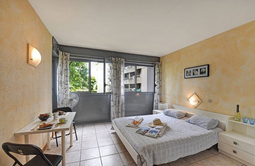 Pedrinate Apartment | Chiasso Apartments 101