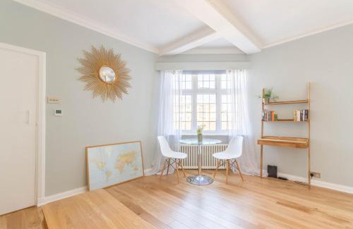 St. Pancras Apartment | Chic 1 Bed Studio Flat in Popular Bloomsbury