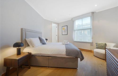 Holland Park Apartment | Chic 1 Bed Terrace Apartment in Notting Hill FREE WIFI by City Stay Aparts London