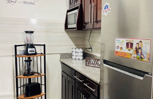 New Kingston Apartment | Chic 1-bedroom apartment with AC, WiFi in central New Kingston area
