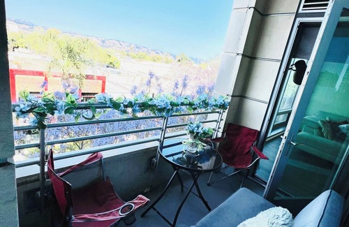 Downtown San Jose Apartment | Chic 1-bedroom apartment in fabulous San Jose with WiFi, fitness room Room