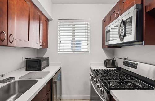 North Beach Apartment | Chic 1 Bedroom Near Miami Beach