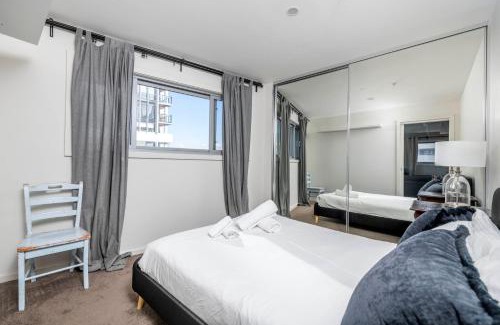 Greenway Apartment | Chic 1-Bedroom Retreat in Greenway