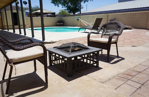 Henderson Apartment | Chic 1-bedroom side apartment in quiet neighborhood. No shared area.Private Pool