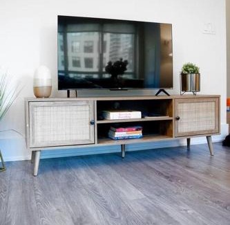 Toronto Entertainment District Apartment | Chic 1-BR Condo; Parking included; Downtown Core