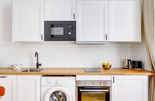 Quartier du Gros-Caillou Apartment | Chic 1BR Flat by the Eiffel Tower Sleeps 4