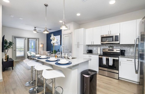 Lewisville Apartment | Chic 1BR Getaway w/Pool, Gym & Work-Ready Space