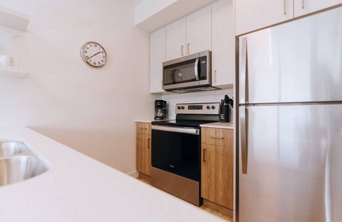 Winnipeg Apartment | Chic 1BR Heaven Near Osborne Village and The Forks