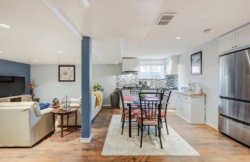 Varsity House | Chic 2-Bedroom Basement Unit Near Downtown Calgary