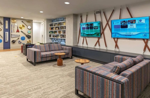 Civic District Hotel | Chic 2 Bedroom Suite in Beautiful Downtown Austin!