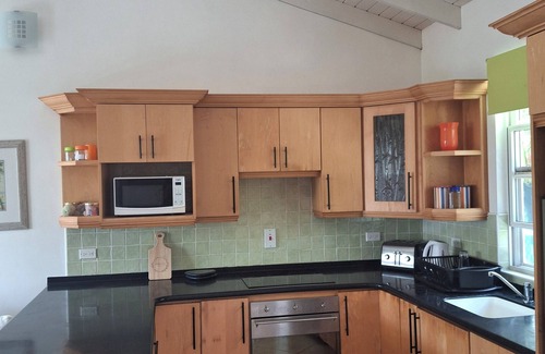 Saint Peter Parish Villa | Chic 2 BR villa- 10 min Walk to Heywoods Beach & Speightstown West Coast