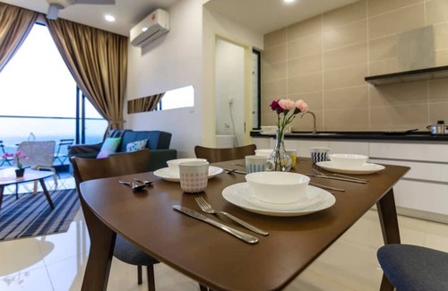 Medini Apartment | Chic 2BR DPristine 9 next to Legoland FREE Parking