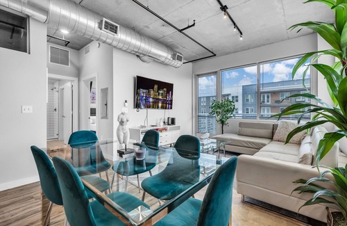 St. Petersburg - Clearwater Apartment | Chic 2BR Getaway | Walk to Breweries & Art Walk