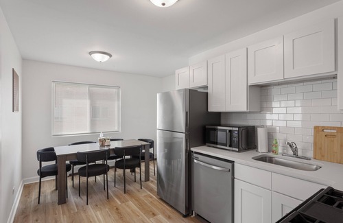 Des Plaines Apartment | Chic 2BR Retreat Near O’Hare + Free Parking